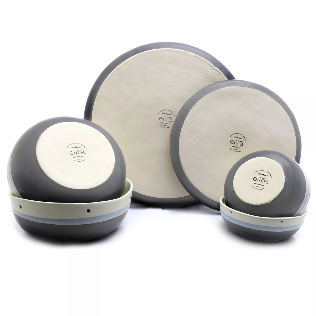 Elevate Your Dining Experience with the Gibson Elite Rhinebeck 16-Piece Round Stoneware Dinnerware Set in Elegant Blue